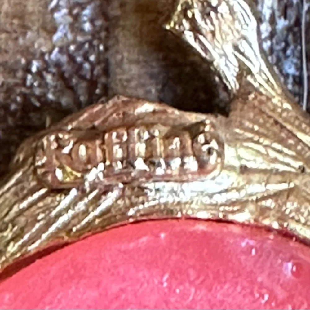 Vintage Estate Signed Raffine Victorian Carved Cameo Brooch Pin Gold With Angel